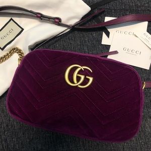 Gucci GG marmont Velvet Small Shoulder Bag Fushia
